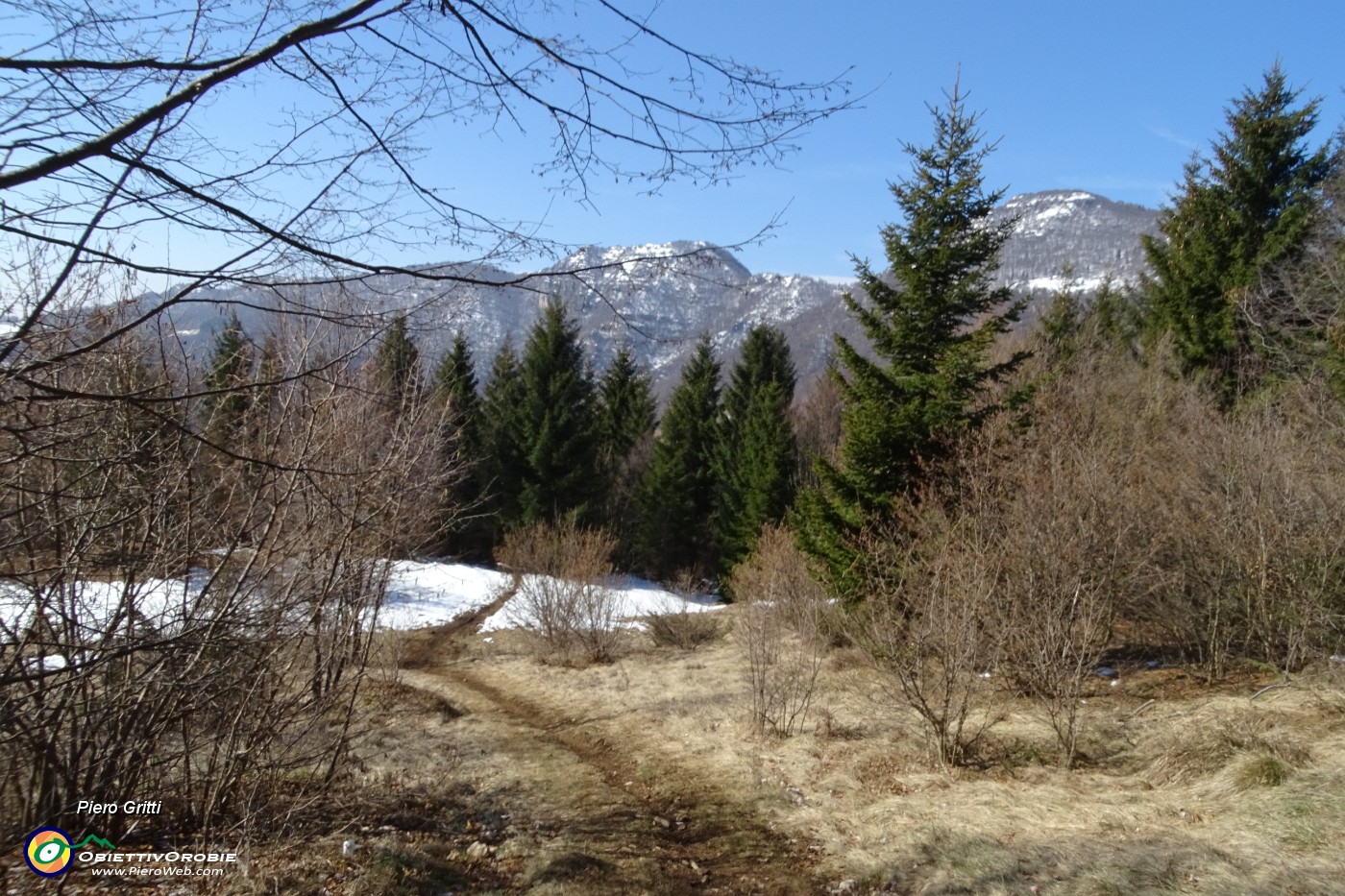 77 Scendo alla Baita Alpini.JPG